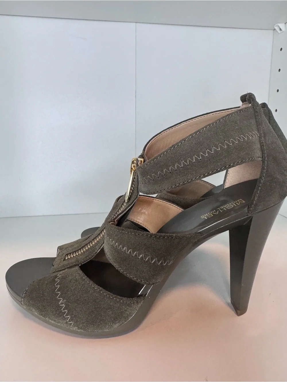 MICHAEL Michael Kors Berkley Suede Platform Heels Sandals Olive Gold Zip 8M